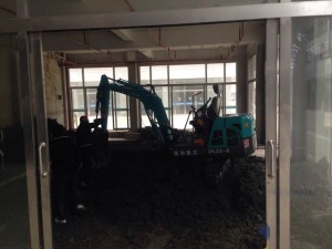 室內(nèi)裝修清理泥土